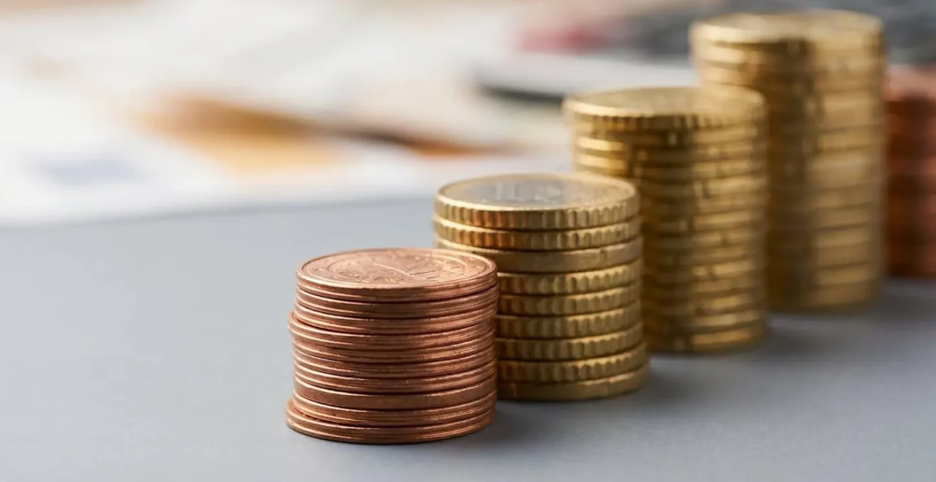 Composition visuelle illustrant le calcul du point mort d'une option d'assurance